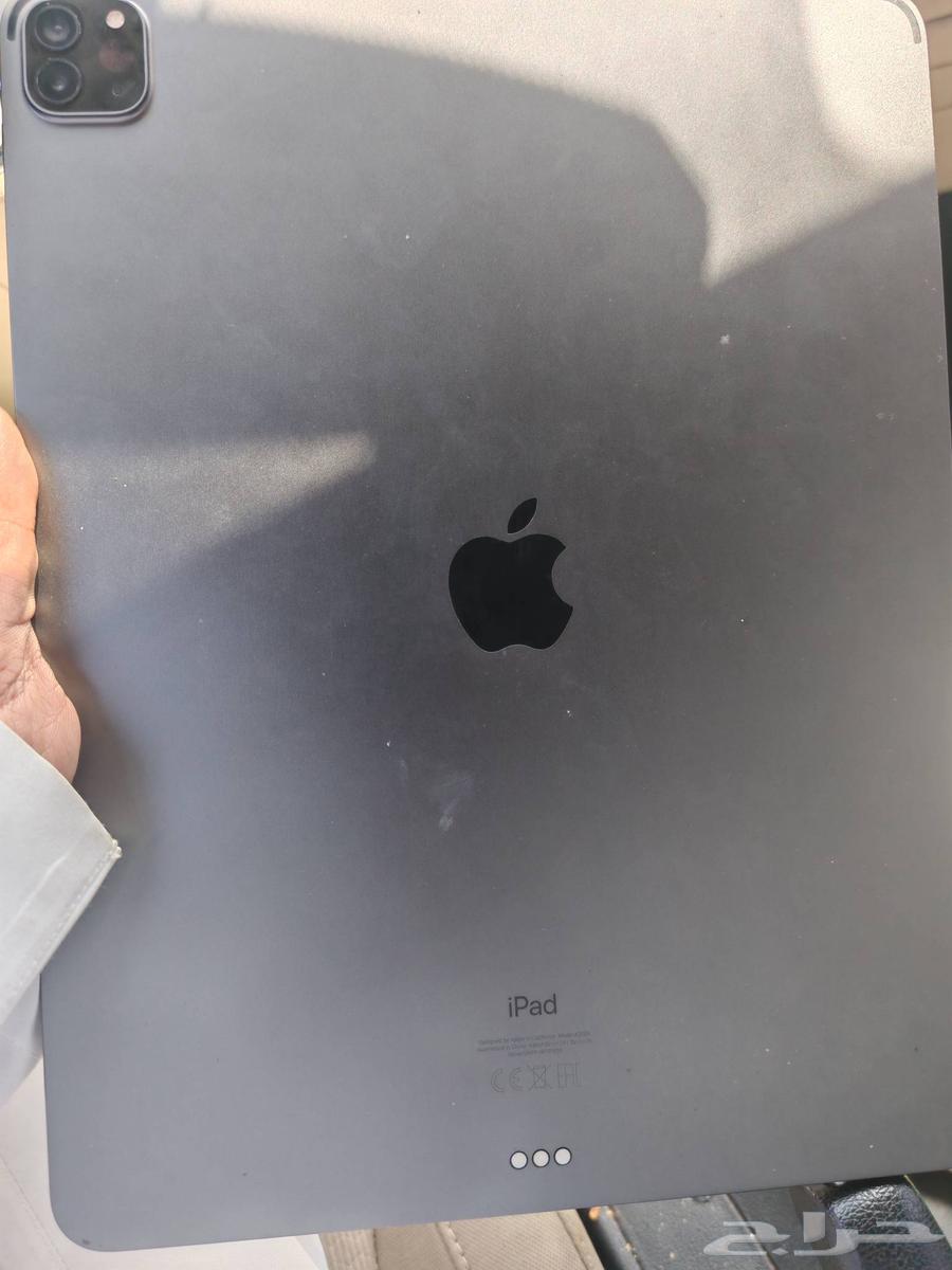 ايباد 12.9 الجيل الرابع64421581047042111