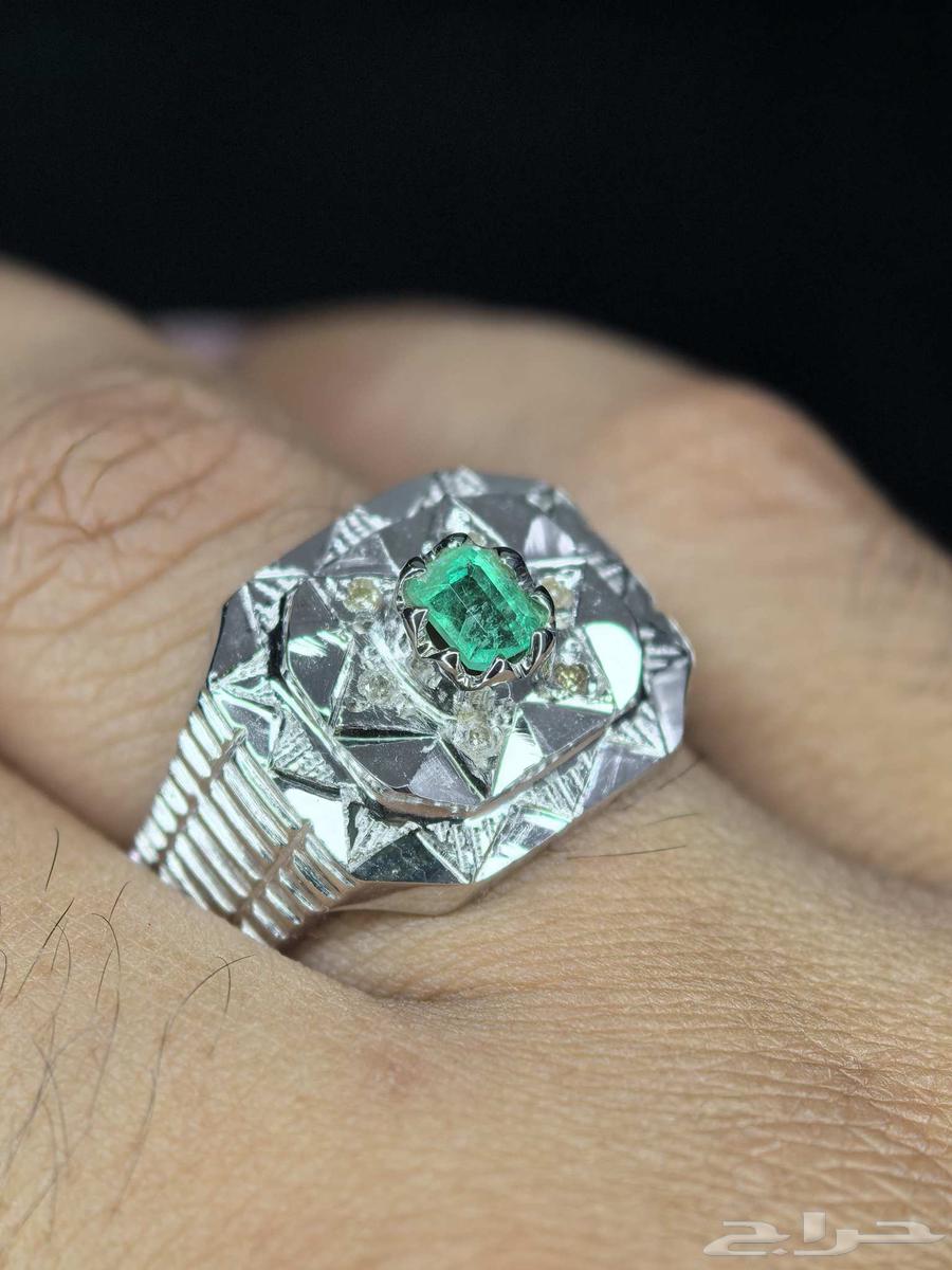 خاتم زمرد بنجشيري مرصع بالألماس64426201206659110