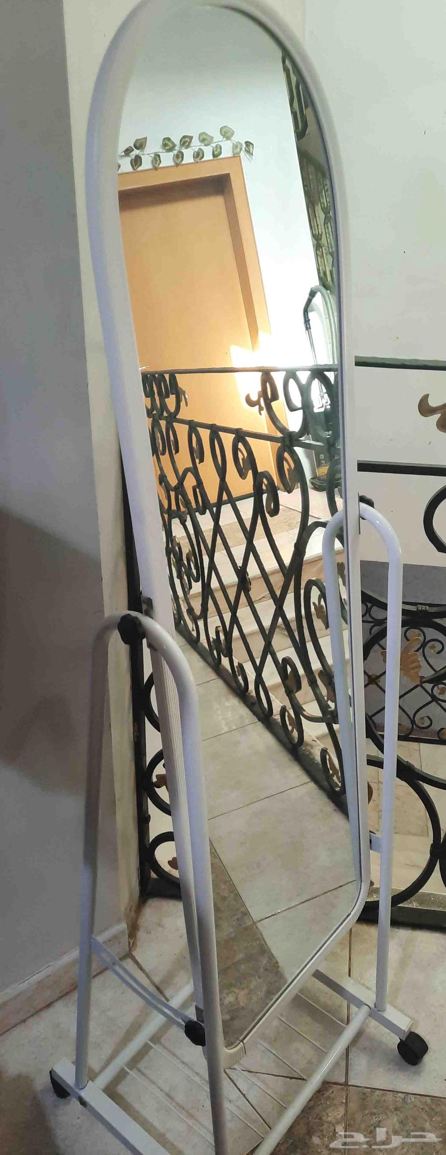 مرايا طويلة متحركة للبيع64422881156993111