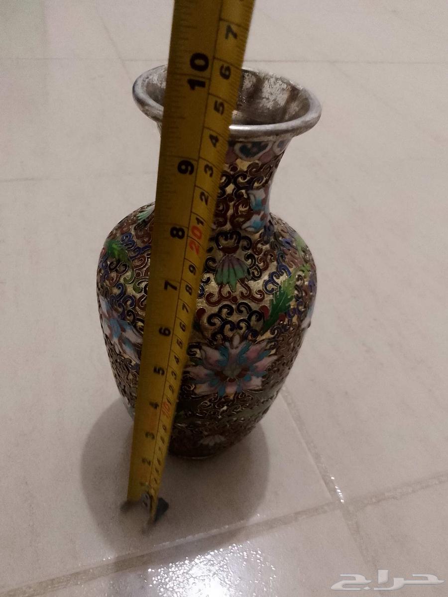 خلخال قديمه وفازات صيني قديم الزمان على السوم64420054432003114