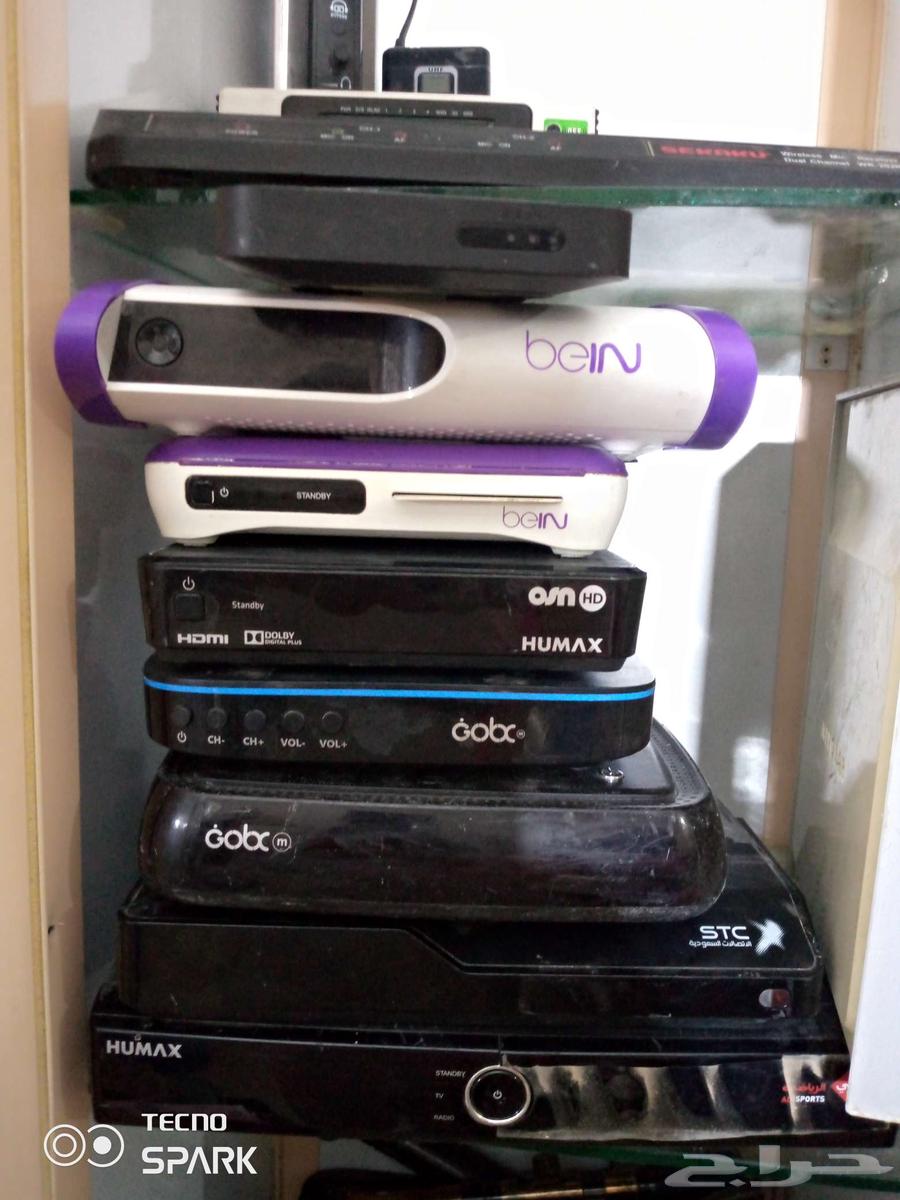 Solar-powered modem receivers and batteries nodes64421879275009111