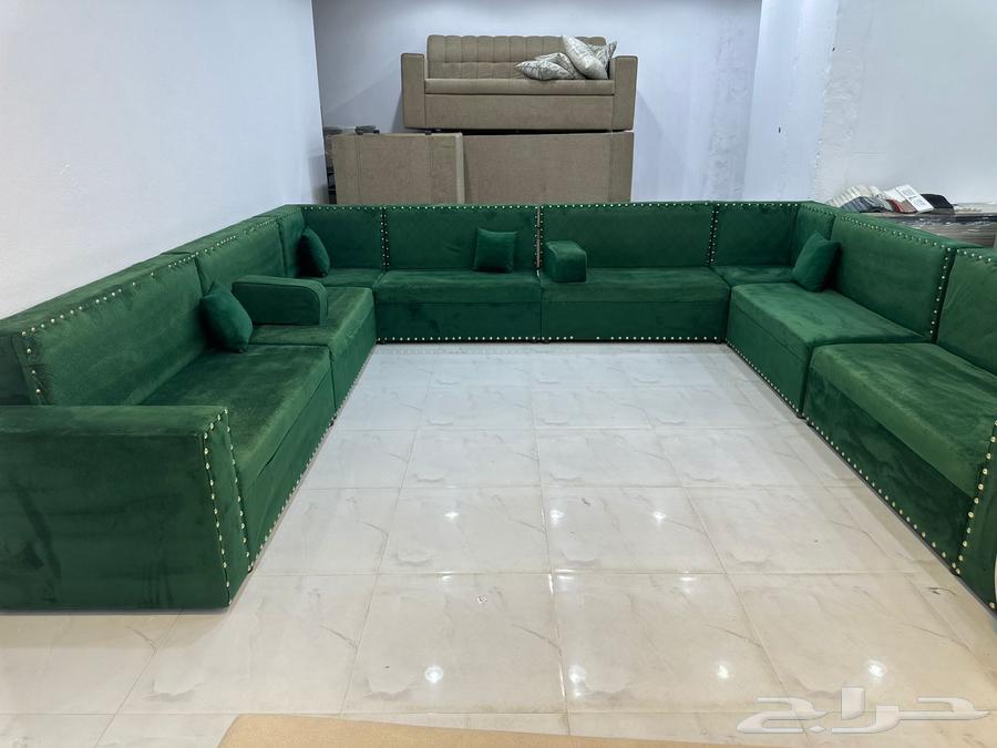 Almost new connected sofa size 4 by 464421174327425110