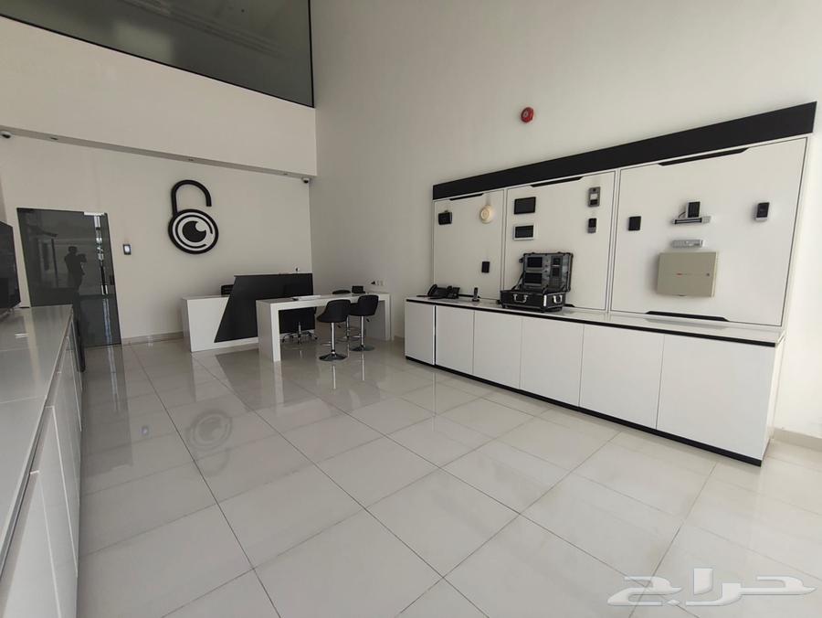 اثاث مكتبي للبيع64423395581825111