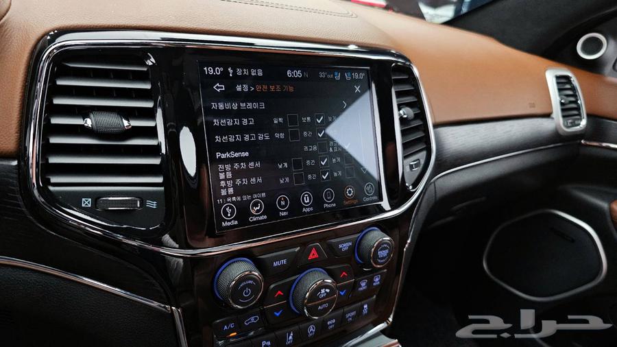 للاستيرادمن كوريا  جيب جراند شروكي 202164586176873089114