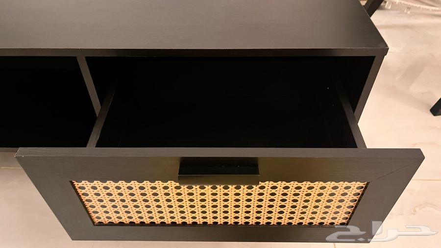 Table64420932286978112