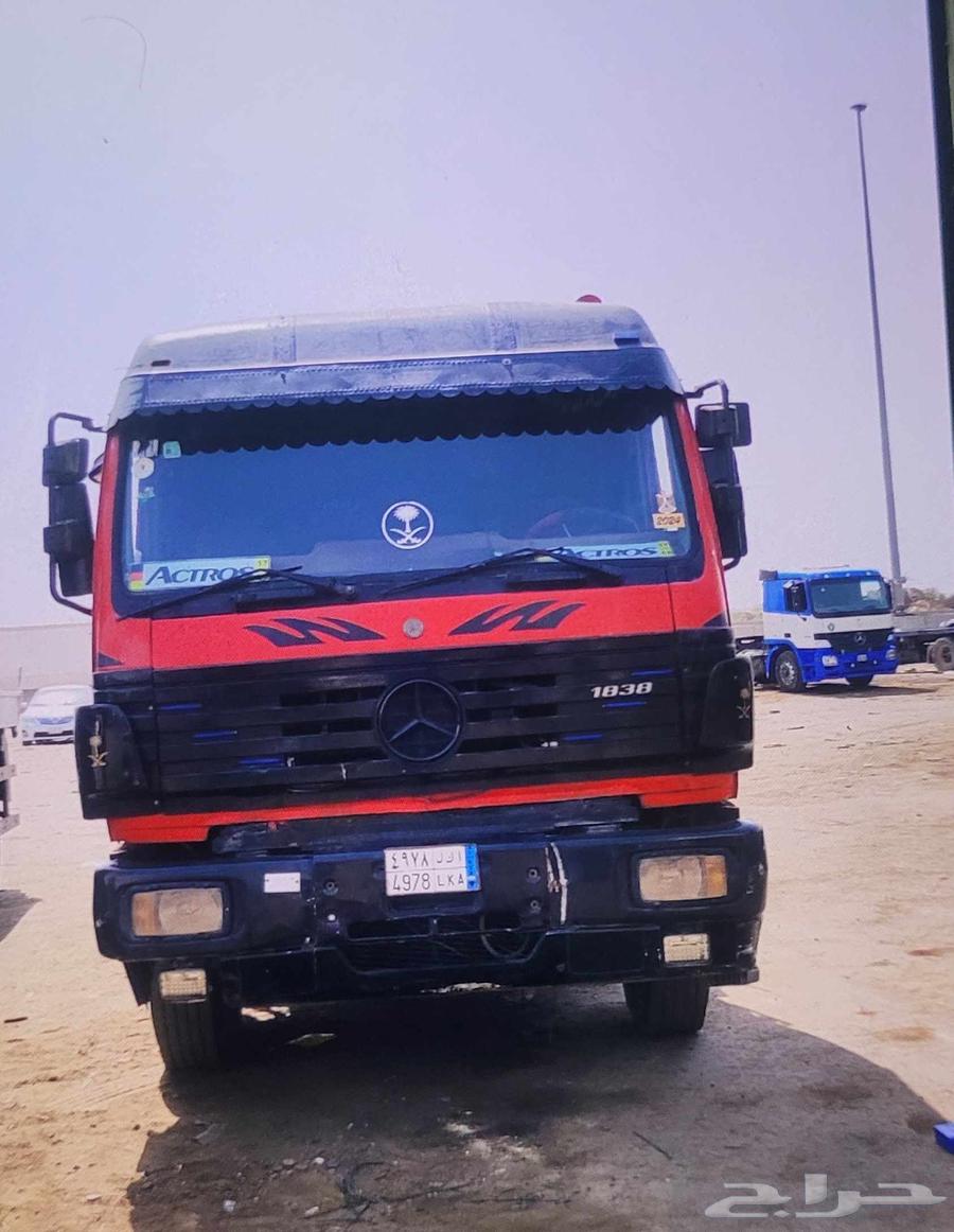 For sale, a clean, zero-damage Kamproser LP83 vehicle64419919308930111