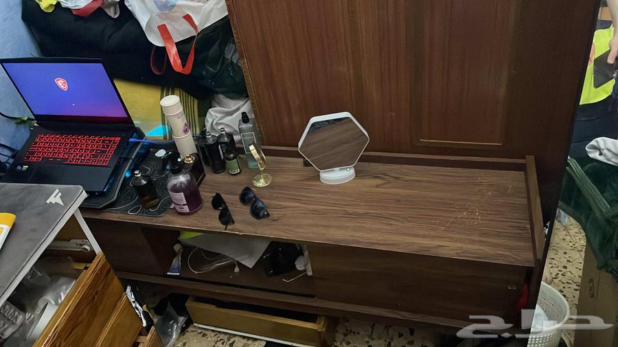 طاولة تلفزيون64423448857985111