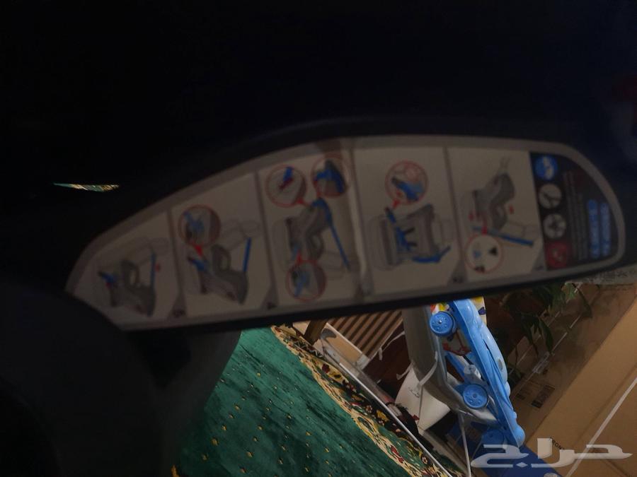 مقعد سياره لل الأطفال وعربية للمشي64425597033602111