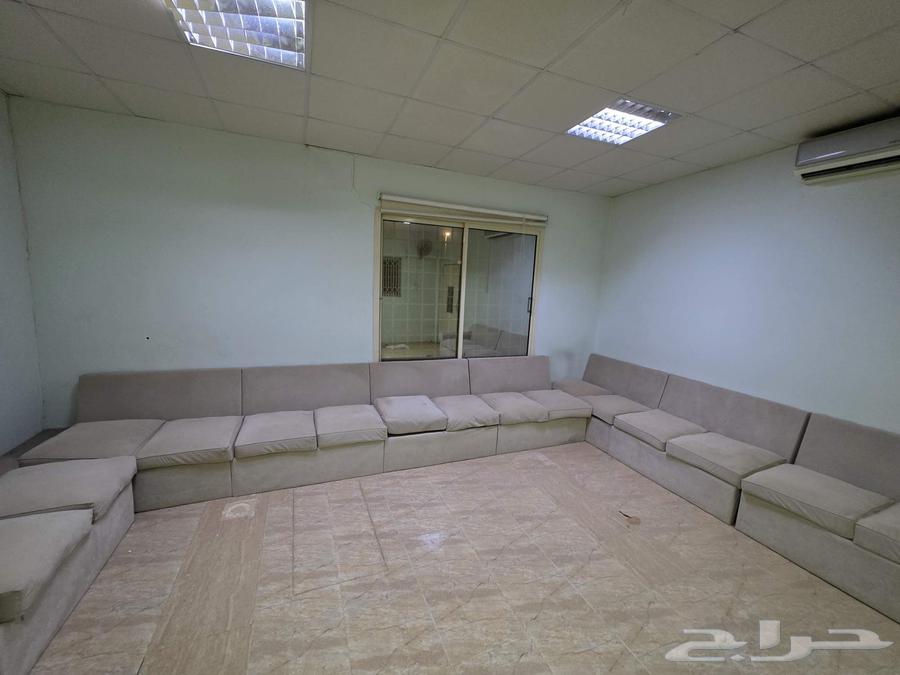 Sofa and Table Set64423245285762110