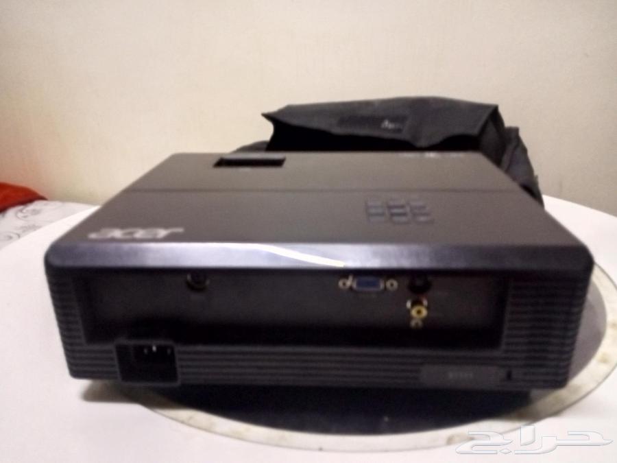 برجكتر acer بحالة ممتازة64421053635201113