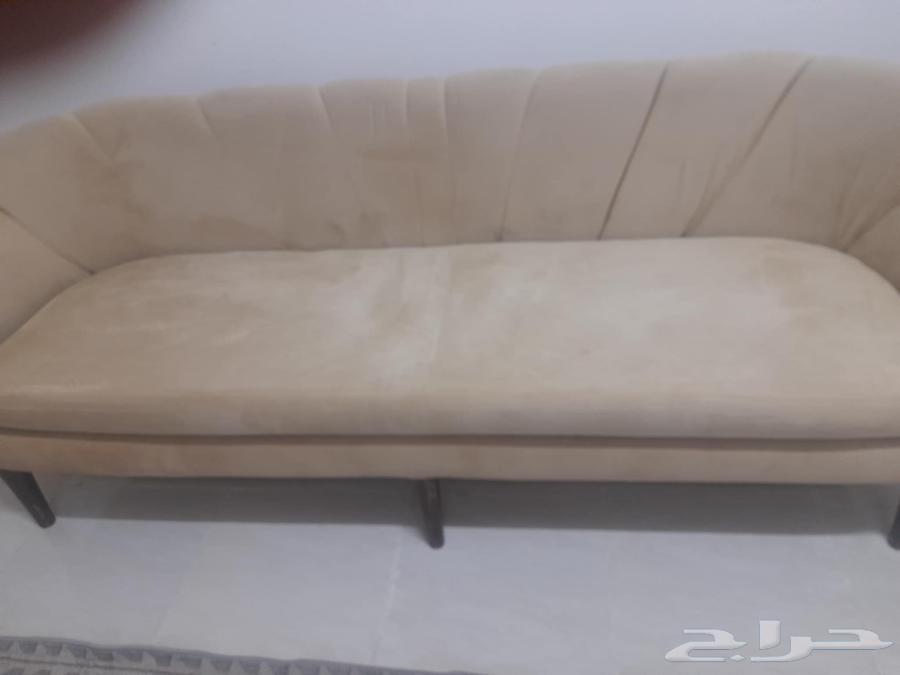 كنب وتلاجه صغيره كهرباء 110 وادراج للبيع64420851106947114