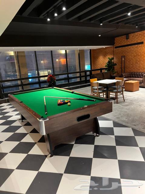 High-quality foosball tables in distinctive colors and various new games64424706957185112