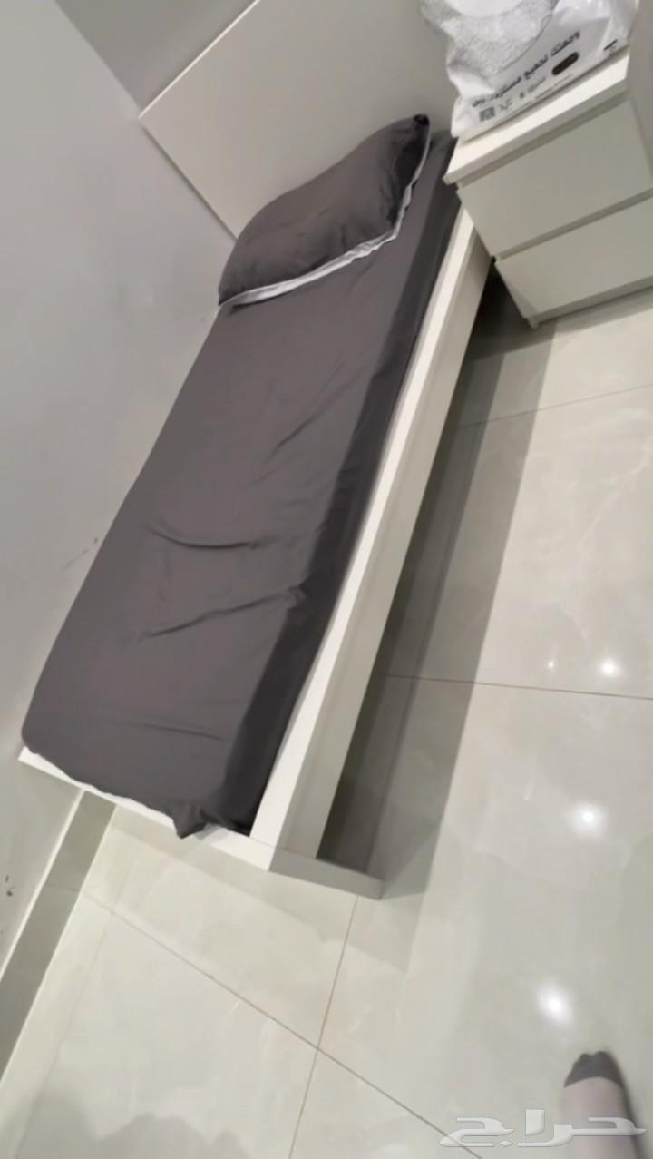 سريرين 2 نضيفه لي البيع ابو نفر64422178156545110