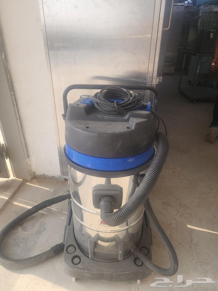 مكنسه كهربائيه اكبر حجم مستخدمه شبه جديد64421784451459110