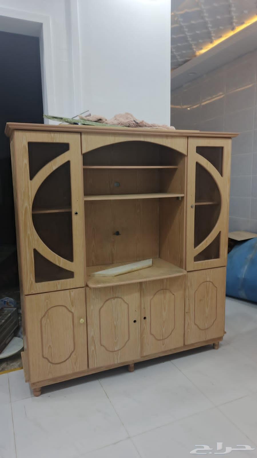 دولاب صاله نظيف لأعلى سعر64421919772418110