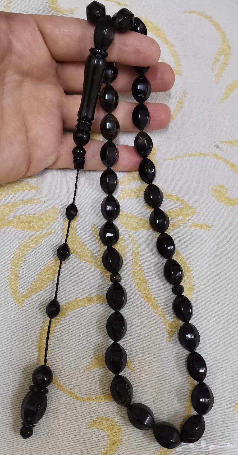 يسر بحر الاحمر ساده قص مميز نادر64425381236098110