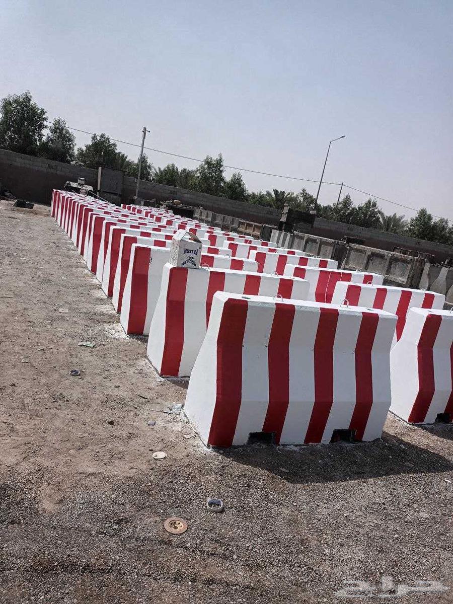 Concrete barriers of all shapes and sizes, delivery to all areas of the kingdom64422625974914113