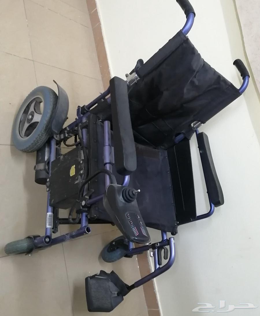 كرسي كهربائيه متحرك64422421374723111