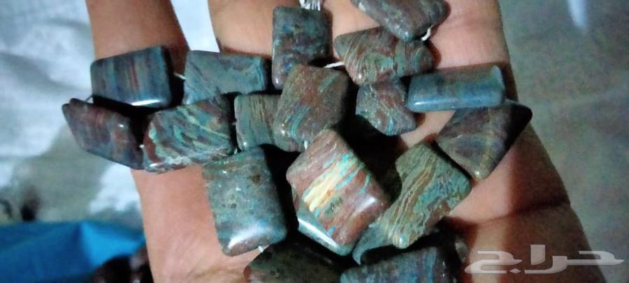 احجار كريمه بكل انواعها منها حجر مرجان واحجار للخواتم وقلادا64427636858241114