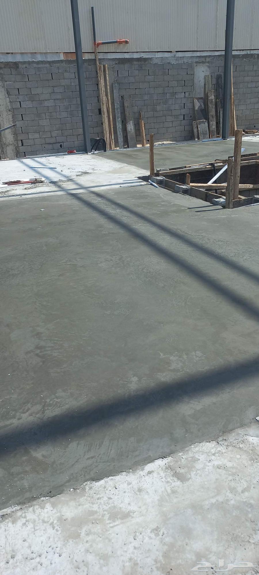 I am a contractor for pouring floors, printed concrete, epoxy, and secret work at the hospital64270731195778114