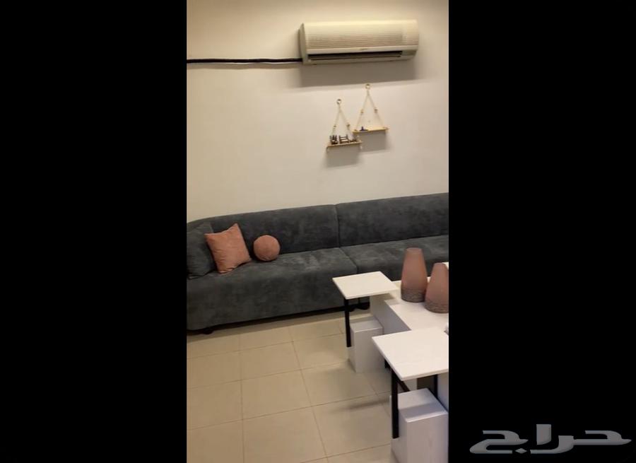 Sofa64430381695746112