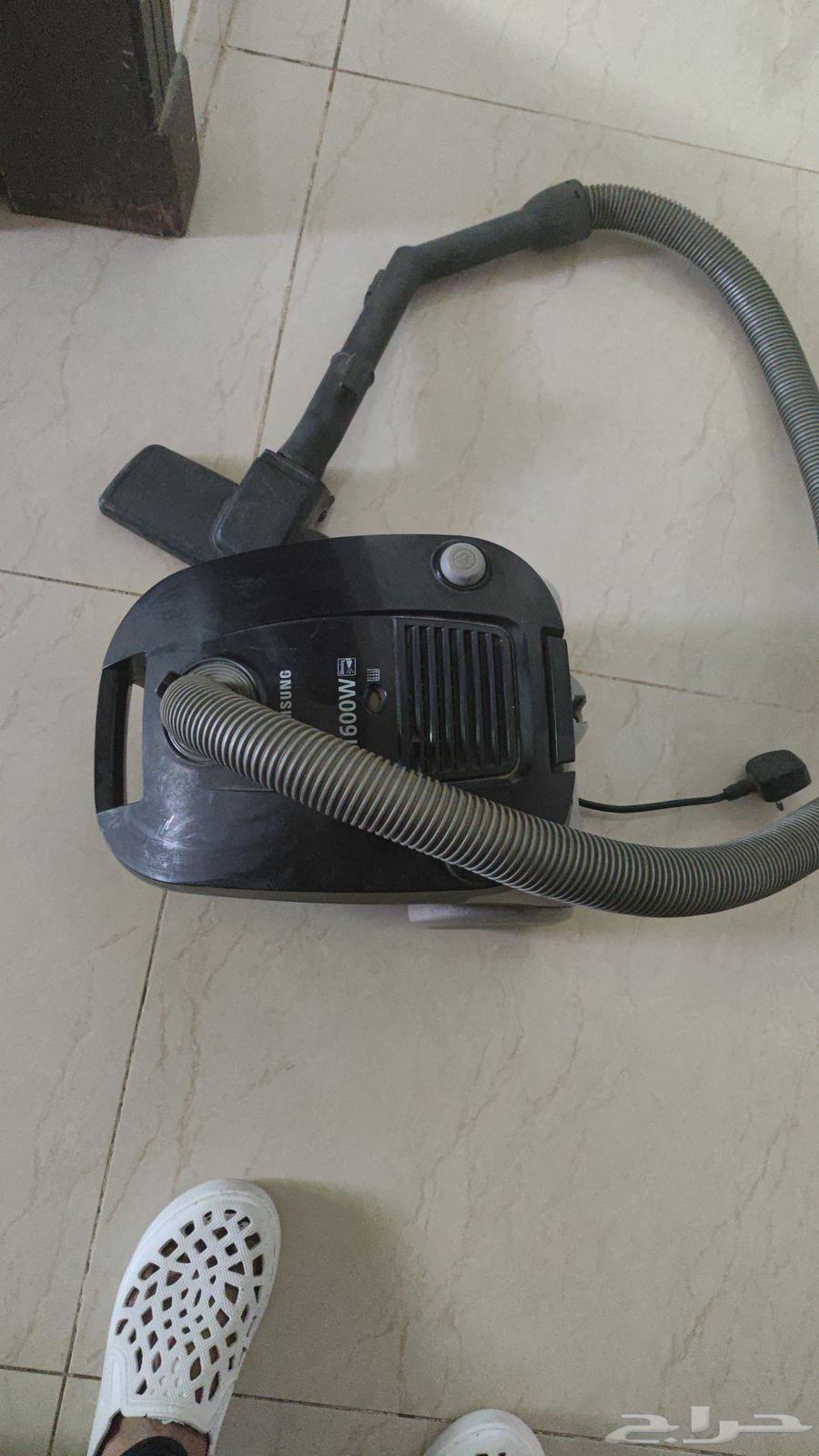 فرن كهربائي شبه جديد للبيع مكنسه كهربائيه جيده64426389402370110