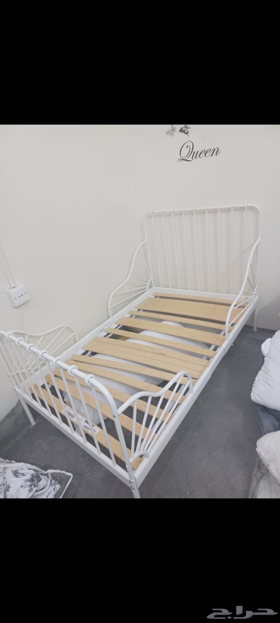 سرير اطفال ايكيا جديد استعمال نظيف وواحد سرير نفر ونص64432904002561113
