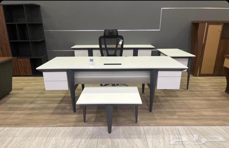 طقم مكتب مدير حديث وطاولات موظفين64430327291138114