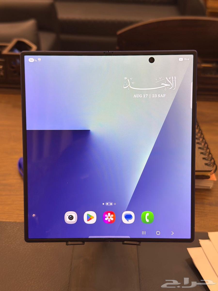 سامسونج فولد764432046858498110