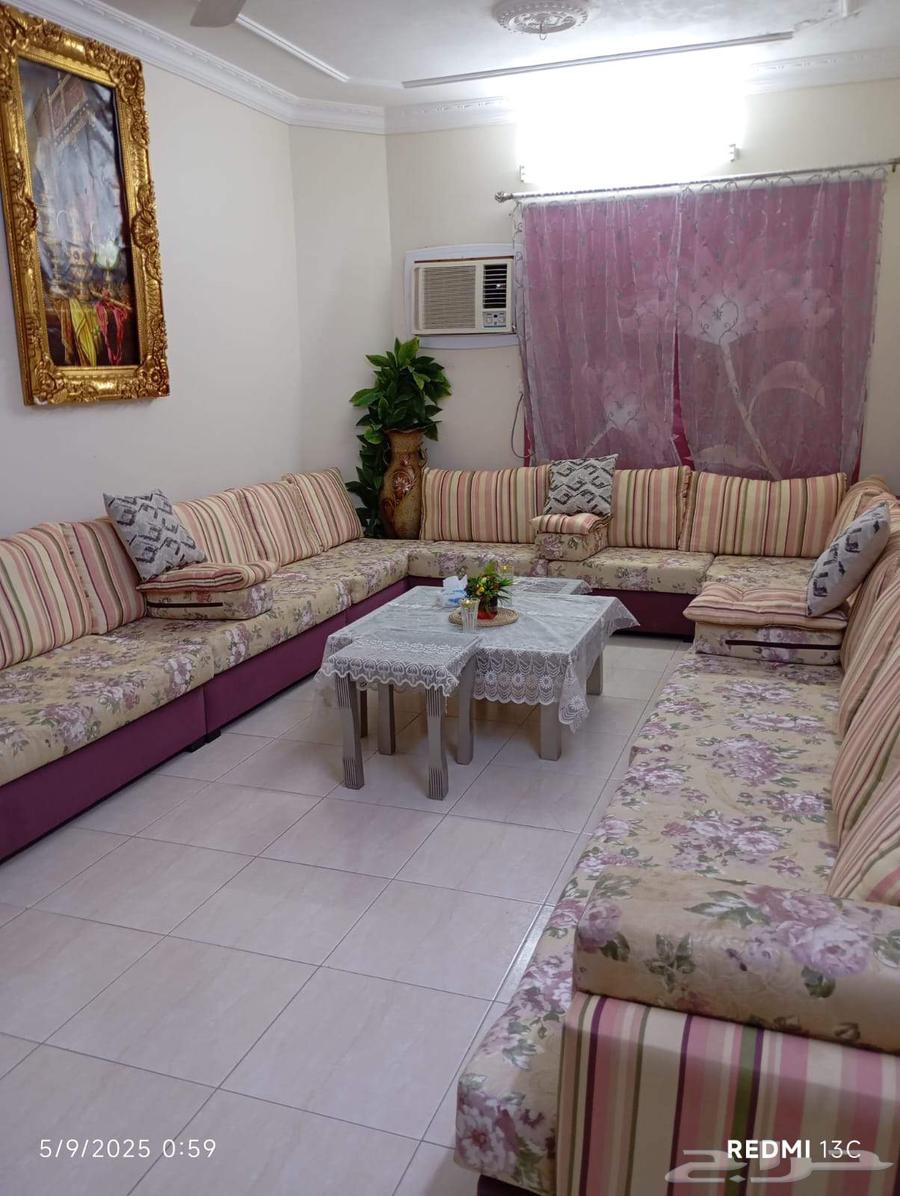 Sofa set with one large square table and two small tables, price is highest offer64426429663618110