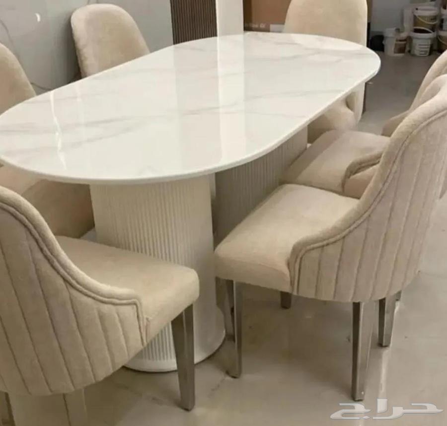 Luxurious and high-quality dining table64430204974210110