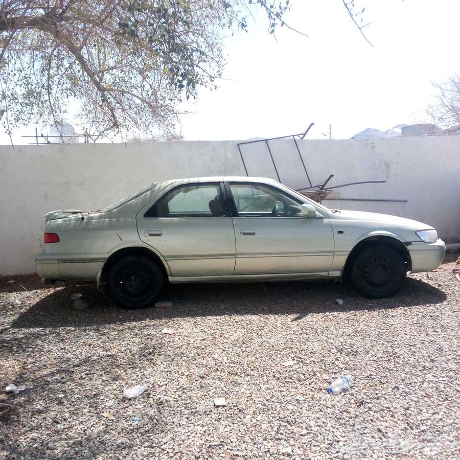 كامري 2002 للبيع حدي 4000 ليجي الا الصامل تشليح فقط64588408479617110