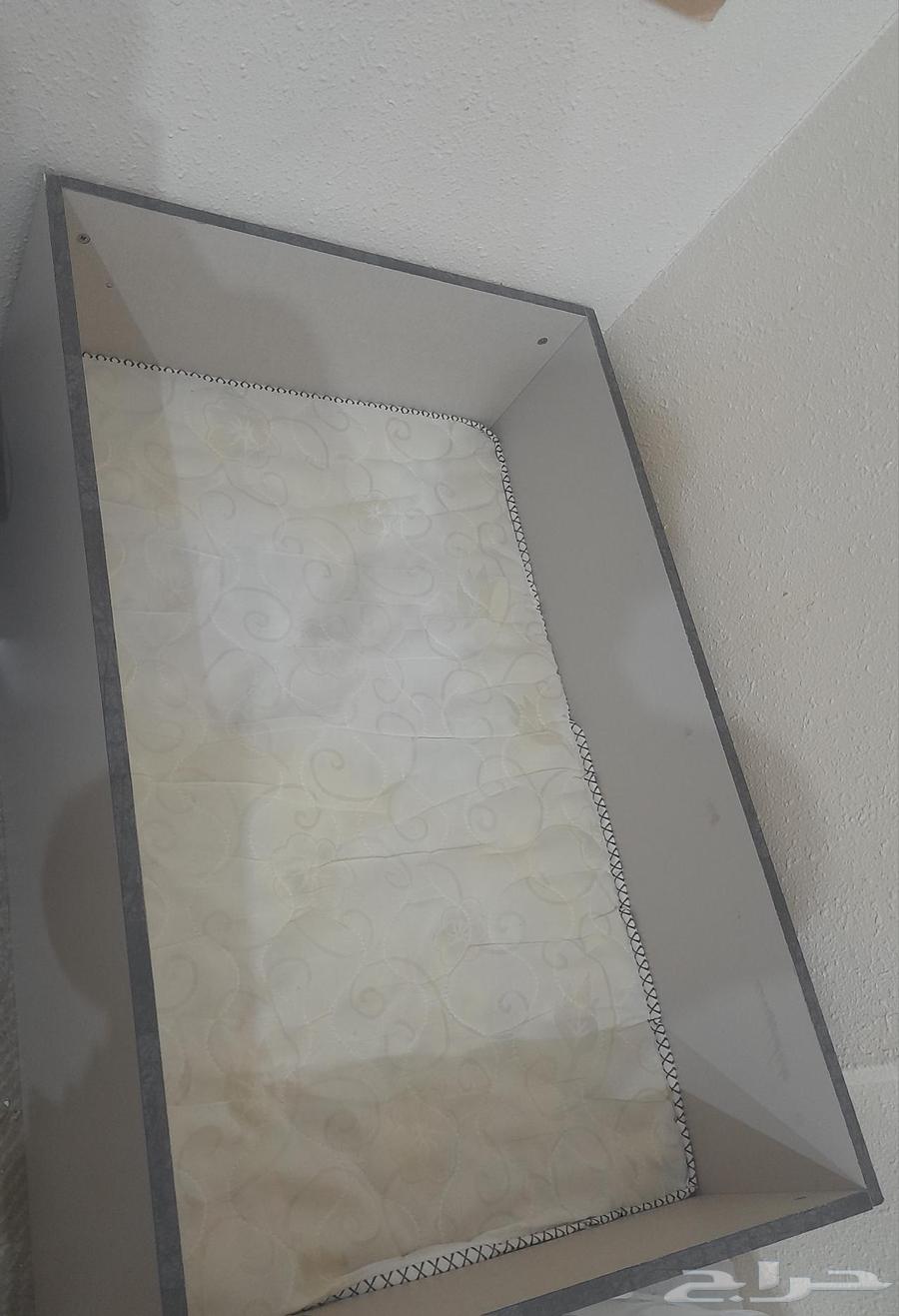 سرير اطفال 80 سم استعمال شهرين فقط . السعر 28064428026490754110