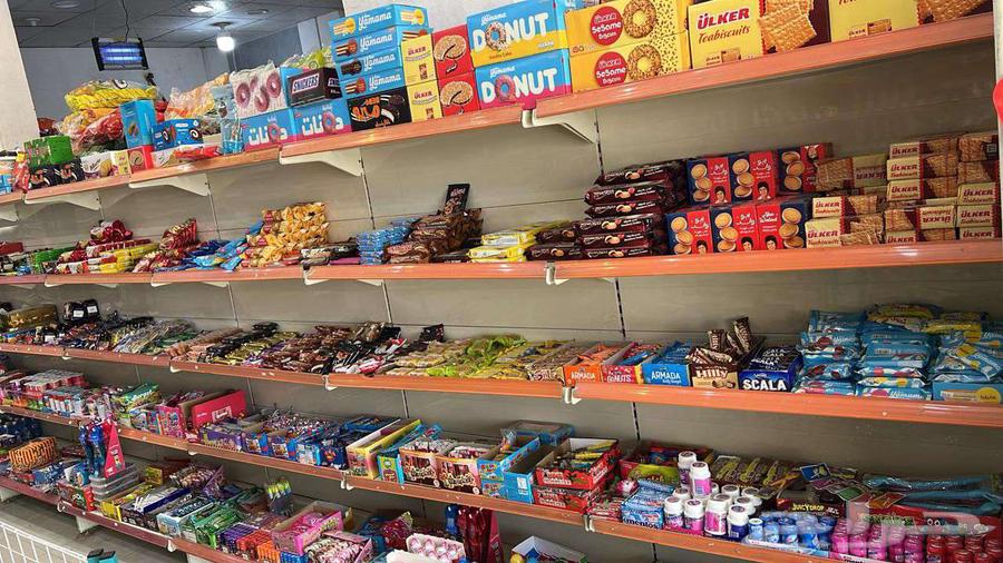 All types of shelves, Chinese and national, used and new, please contact the number64432509653634112