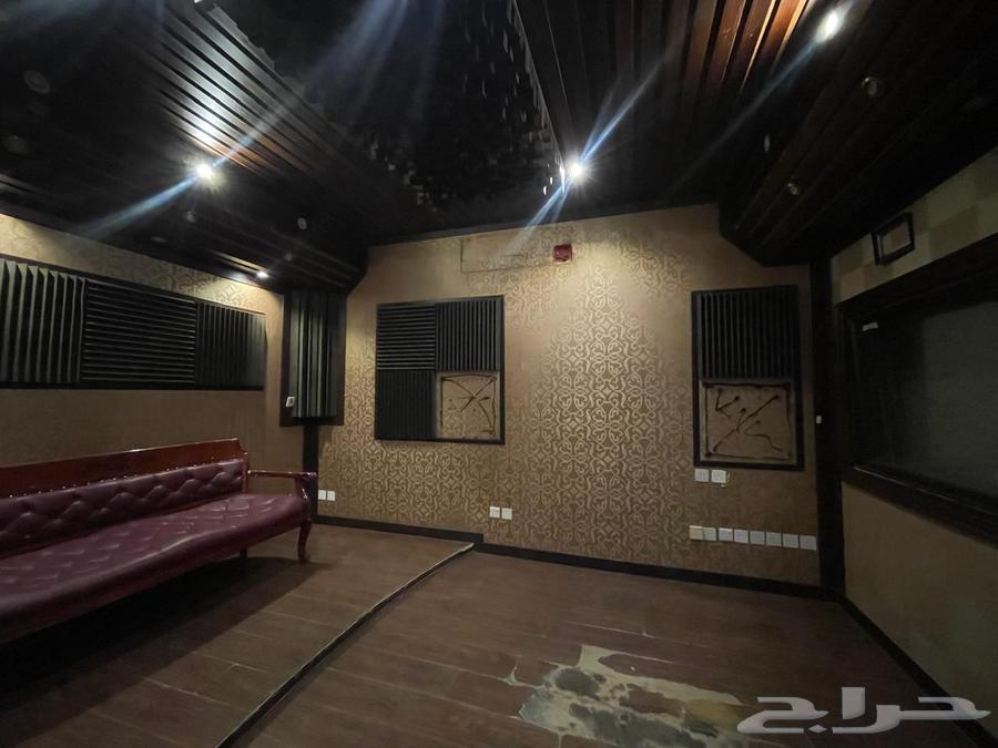 مكتب للإيجار