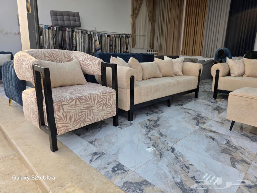 عروض اليوم الوطني كنب خمس قطع ثلاث كبير واثنين مفرد جاهز64430299820035110