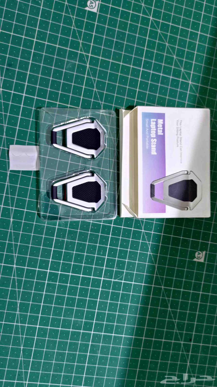 Laptop Holder Clip (Pair - Two Pieces) Foldable Iron64428390057345111