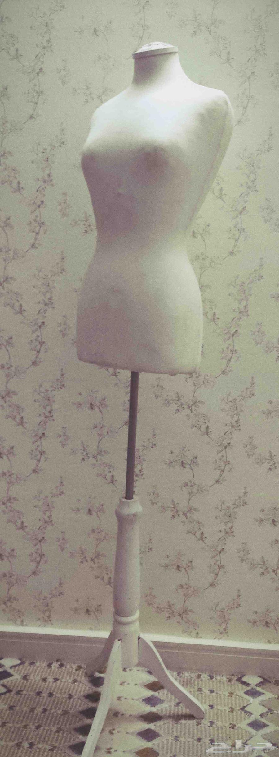 مانيكان مستعمل نظيف للبيع64426820140033110