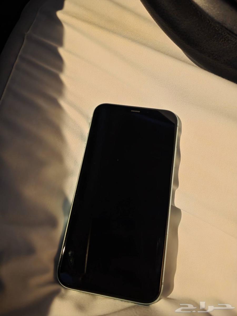 للبيع آيفون 11 بسعة 128GB اللون الأخضر المميز الجهاز شغال64426928582785111