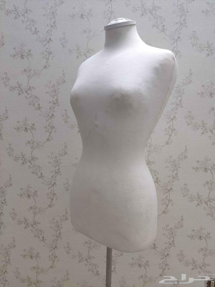 مانيكان مستعمل نظيف للبيع64426820140033111