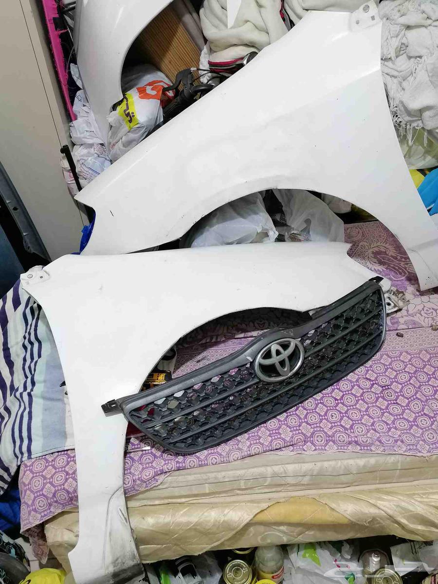 كبوت و رفرف 2شبك شمعتين كورولا من 2001 الي 2004 اللون64587851584385111