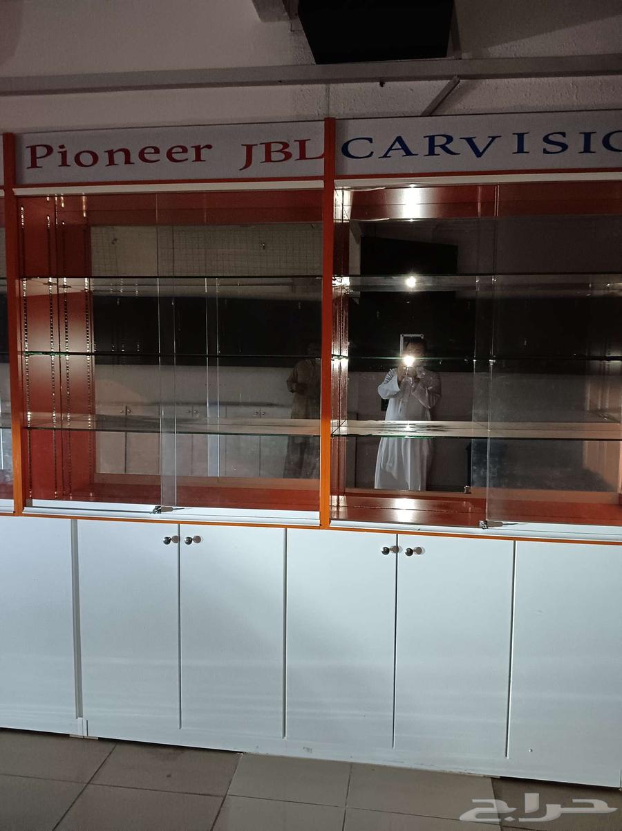 دواليب خشب و زجاج محل زينة64429451812097113