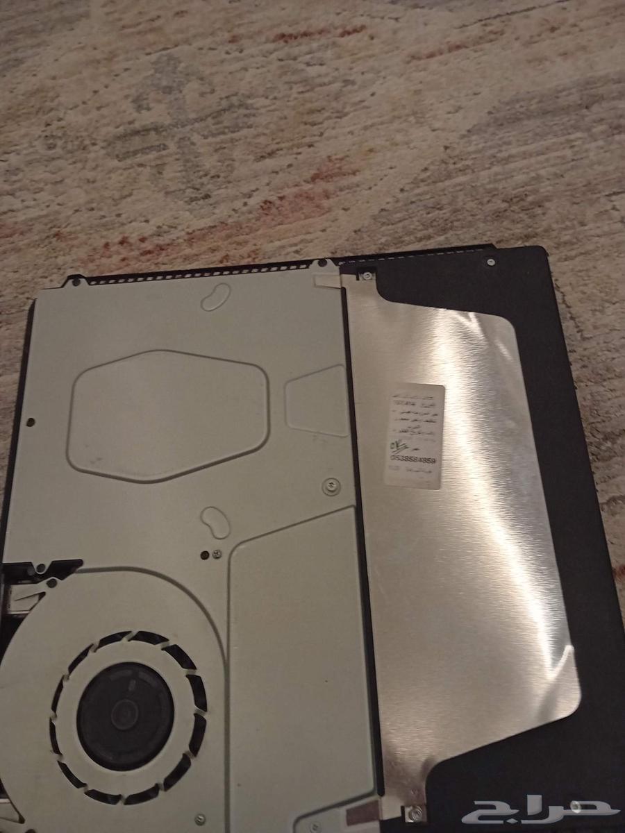 Sony used, very clean, comes with original mouse and keyboard, plus a new one64427436528130112