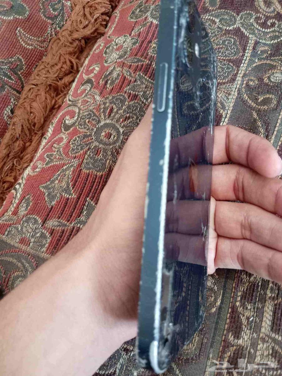 ايفون 12 نظيف البيع مستعجل64426711849217113