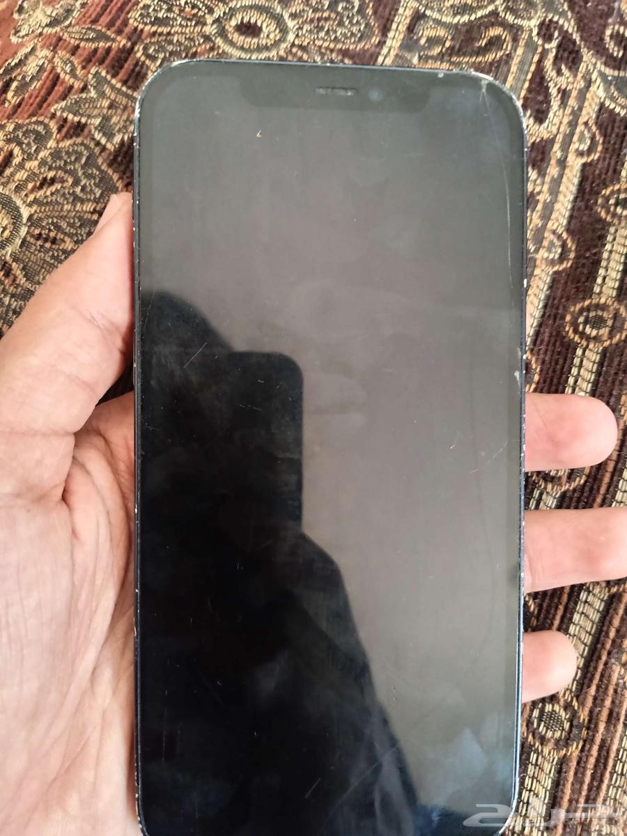 ايفون 12 نظيف البيع مستعجل64426711849217111