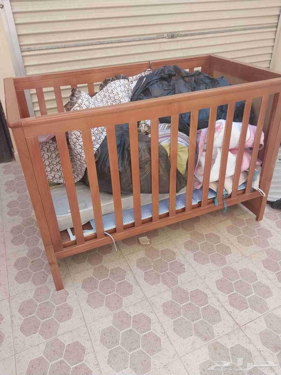 سرير اطفال خشبي ممتاز64429936551553110