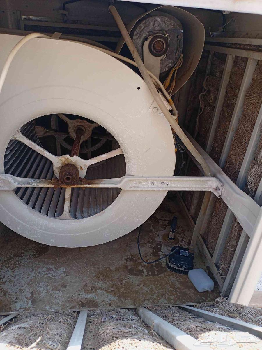 مكيف صحراوي شبه جديد مع القاعدة حقه المطلوب فيه 500 ريال64428563443585111