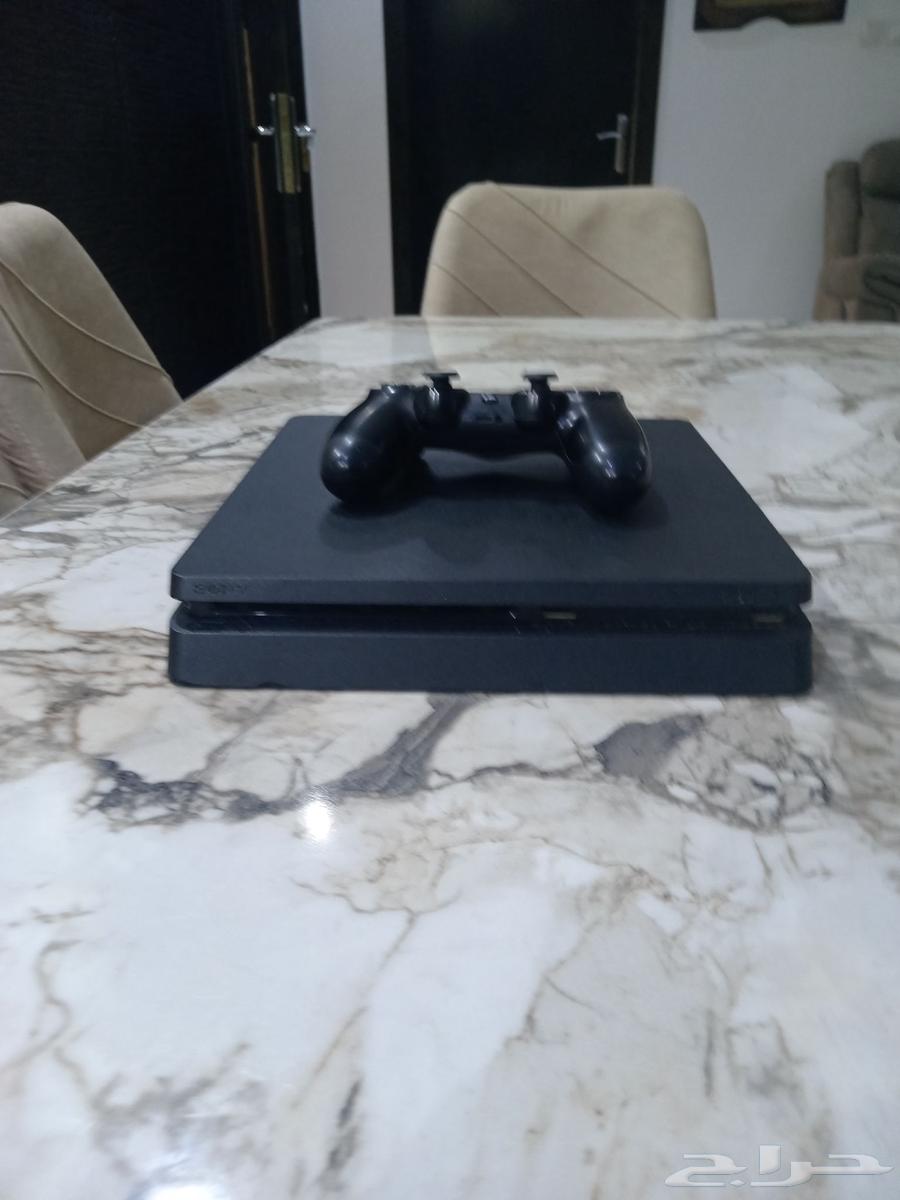 سوني 4 نسخة السلم نظيف ومعه واسلاكه64429641143170110