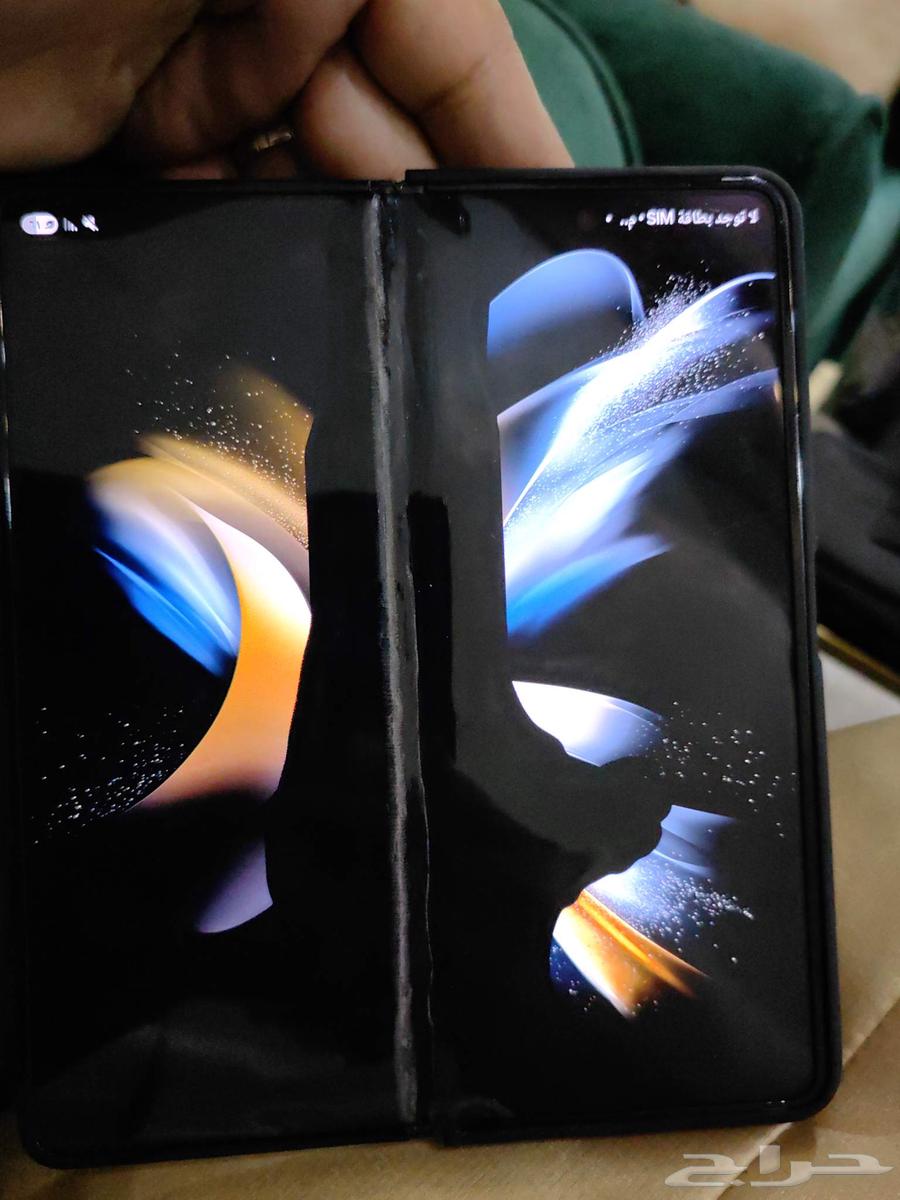 جوال فولد 4 للبيع الشاشه ا64431842169602111