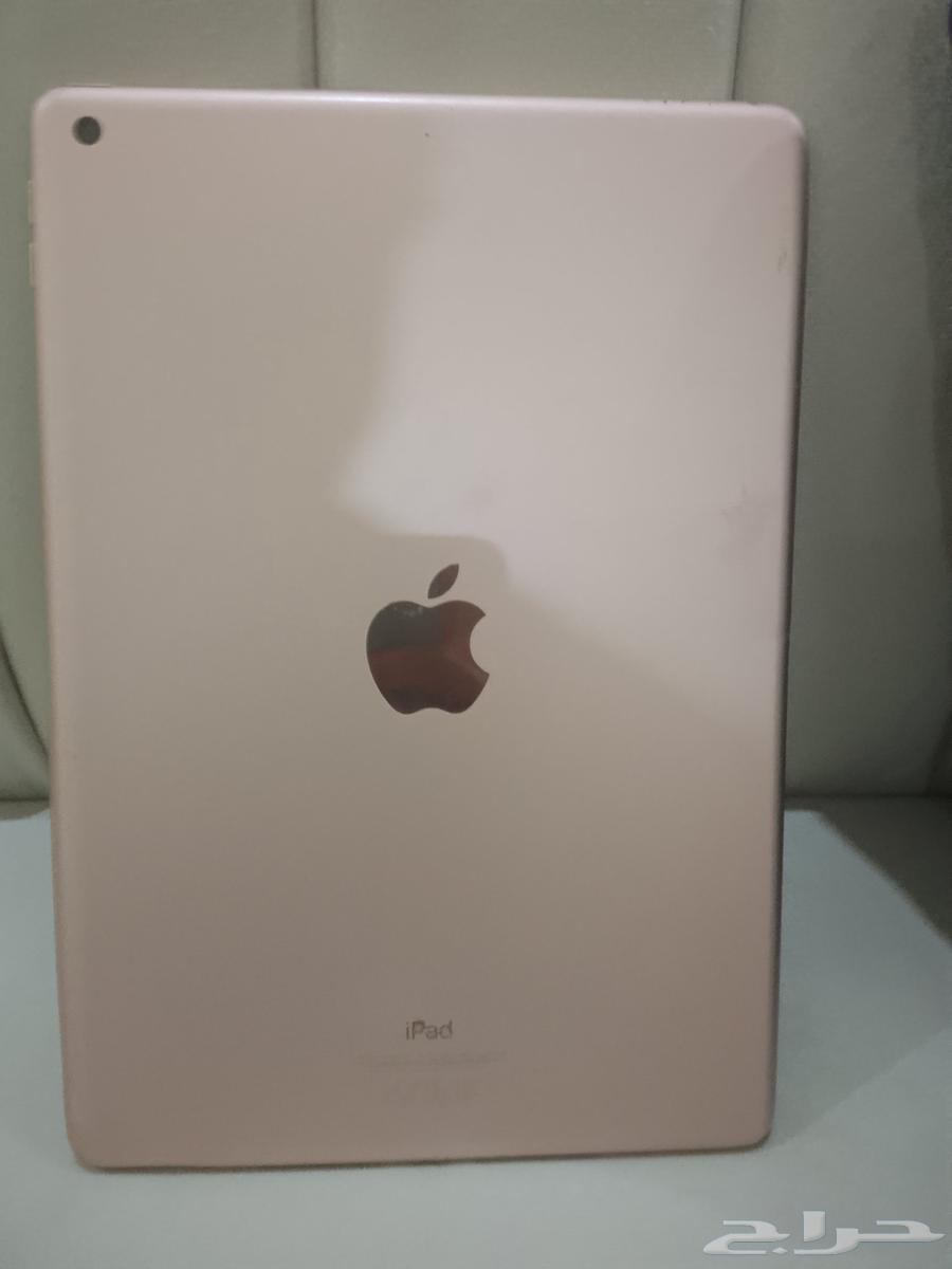ايباد للبيع نظيف جده سعر يبدا من 50064426995633410110